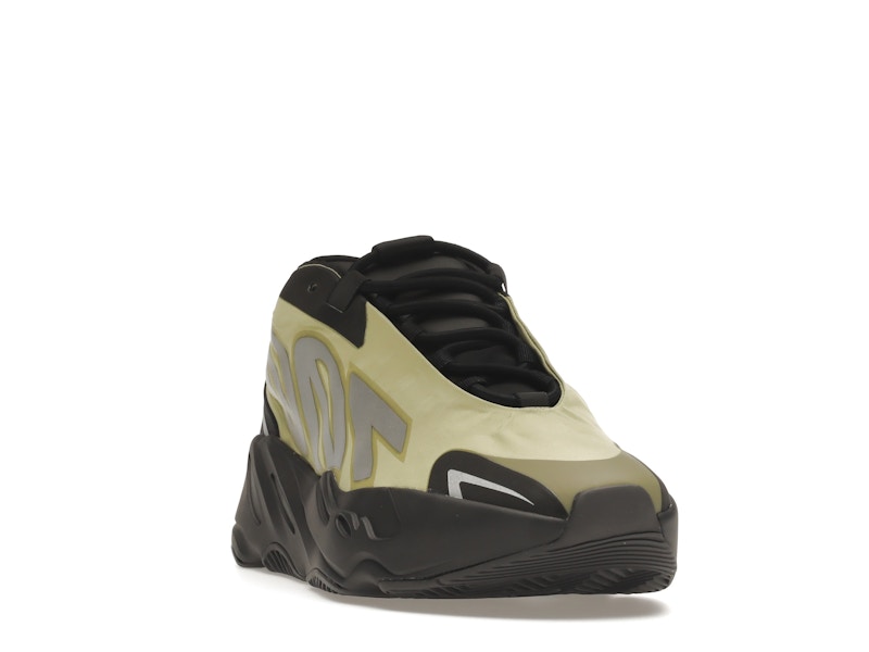 adidas Yeezy Boost 700 MNVN Resin