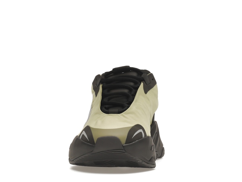 adidas Yeezy Boost 700 MNVN Resin