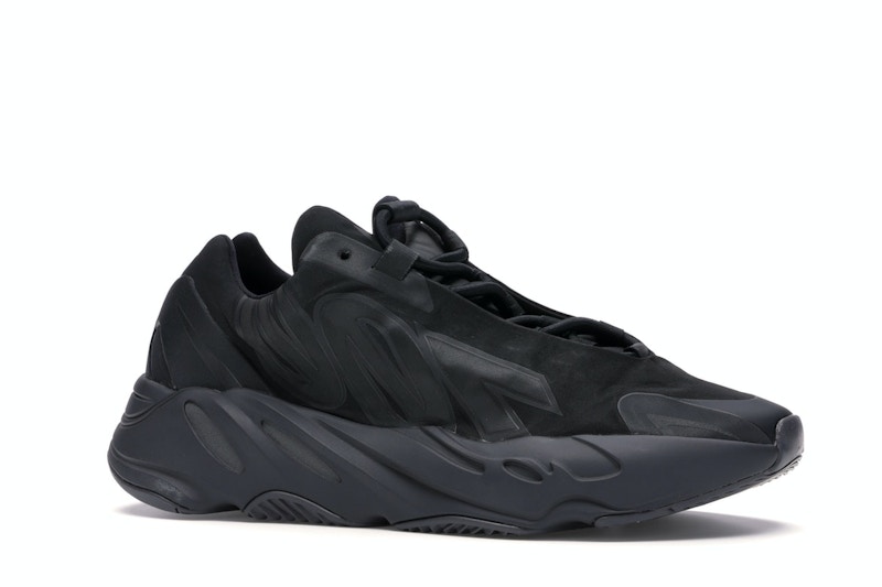 Yeezy boost 700 mnvn true to size clearance