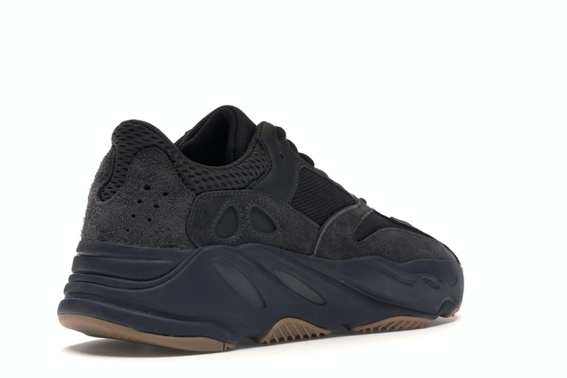 Stockx yeezy black non reflective clearance
