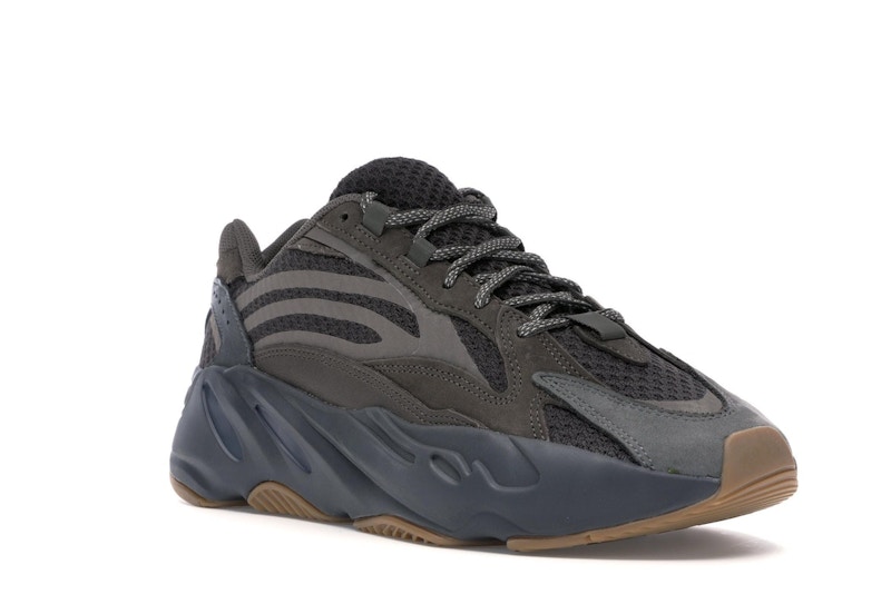 Yeezy boost 700 v2 geode resale value clearance