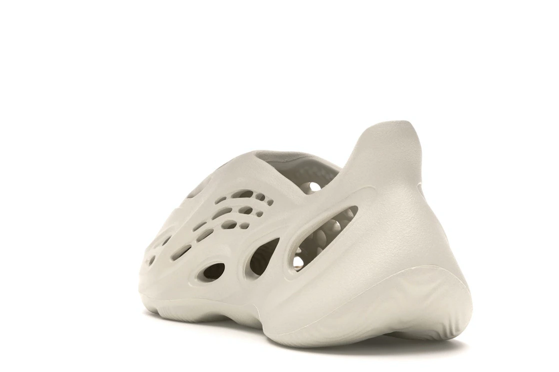 adidas Yeezy Foam RNNR Ararat