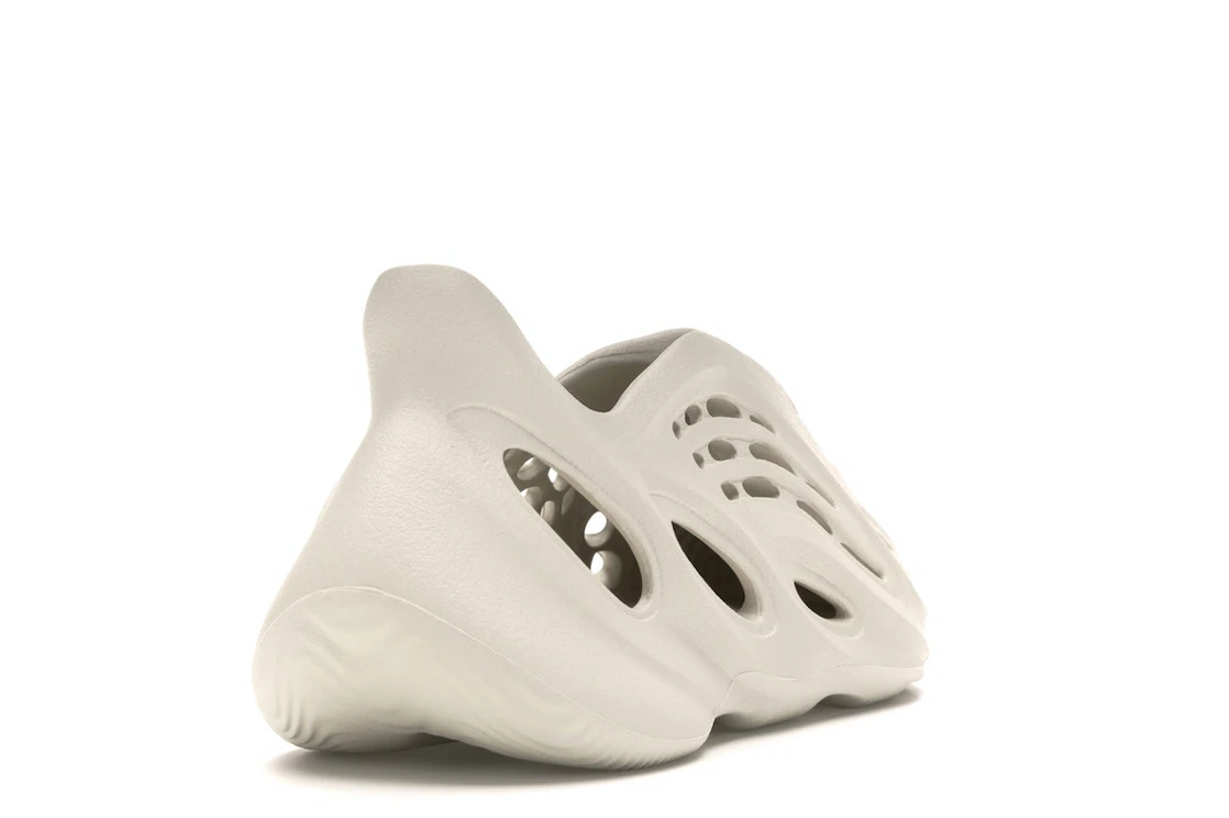 adidas Yeezy Foam RNNR Ararat