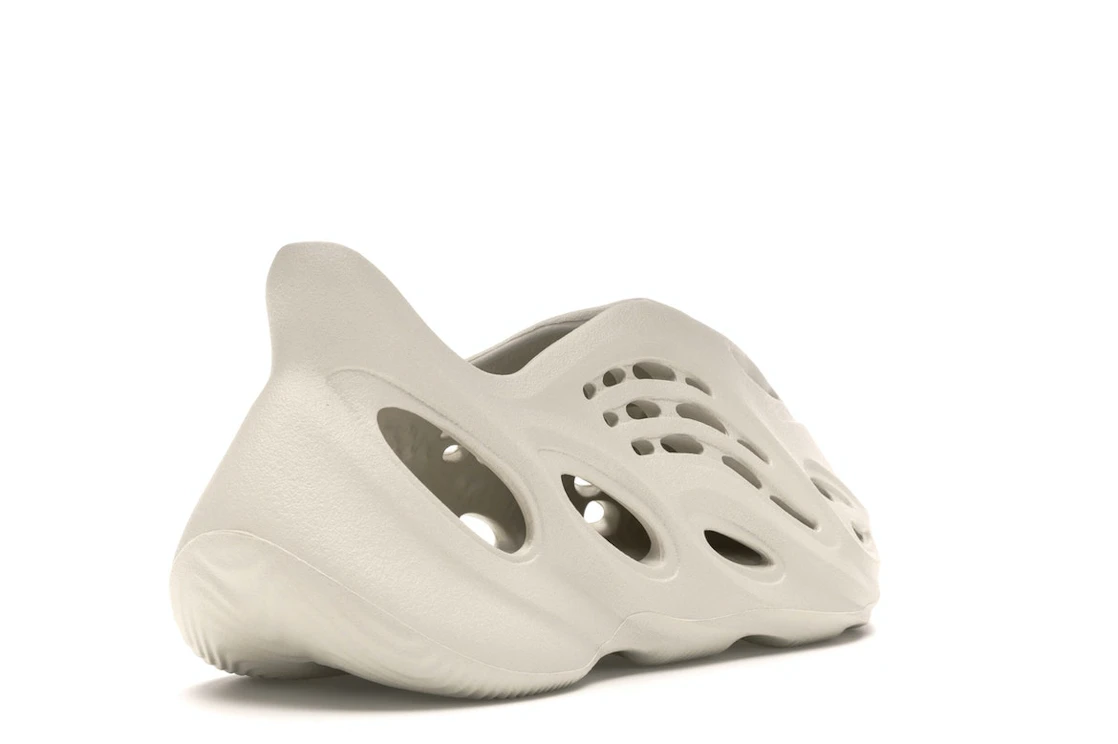 adidas Yeezy Foam RNNR Ararat