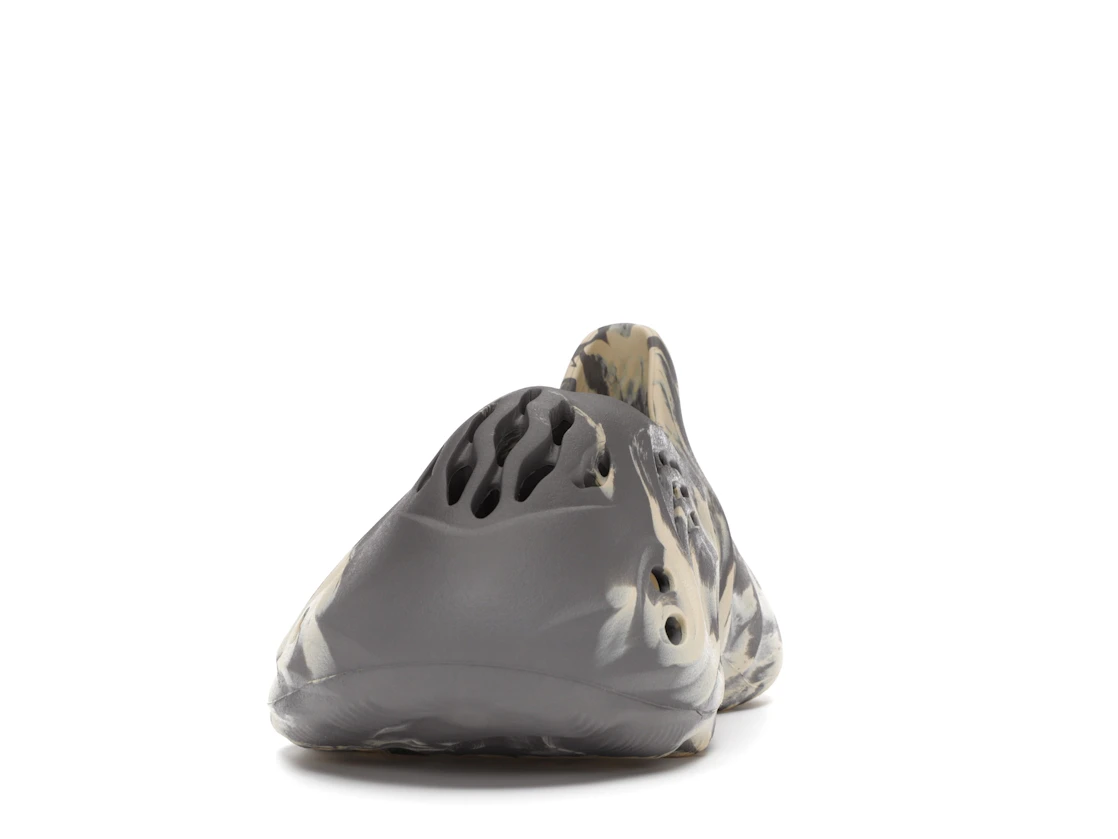 adidas Yeezy Foam RNNR MXT Moon Gray