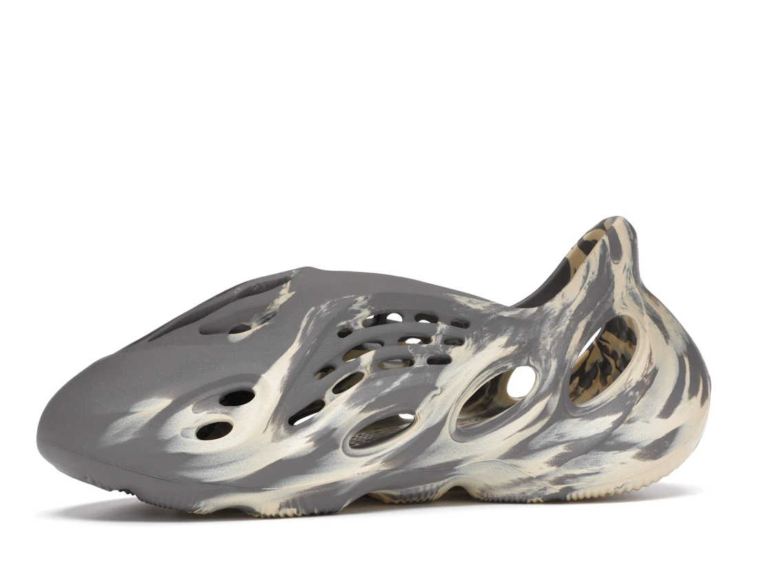 adidas Yeezy Foam RNNR MXT Moon Gray