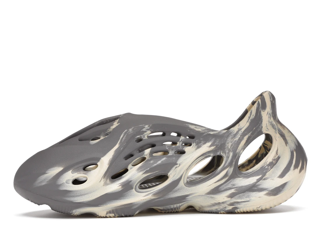 adidas Yeezy Foam RNNR MXT Moon Gray