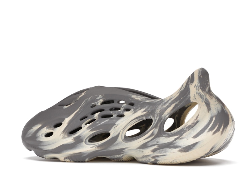 adidas Yeezy Foam RNNR MXT Moon Gray