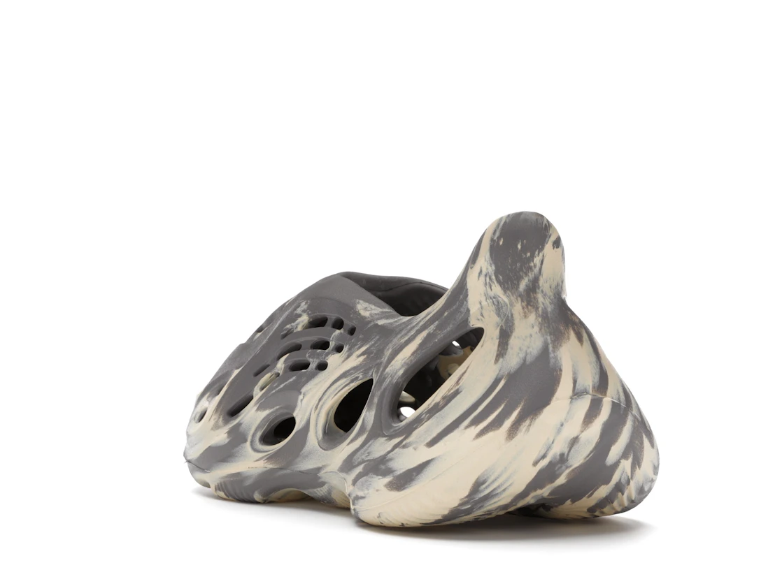 adidas Yeezy Foam RNNR MXT Moon Gray