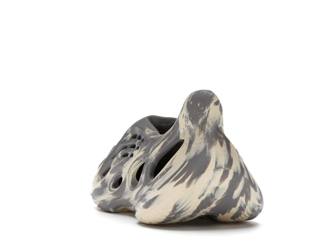 adidas Yeezy Foam RNNR MXT Moon Gray