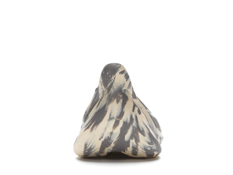 adidas Yeezy Foam RNNR MXT Moon Gray