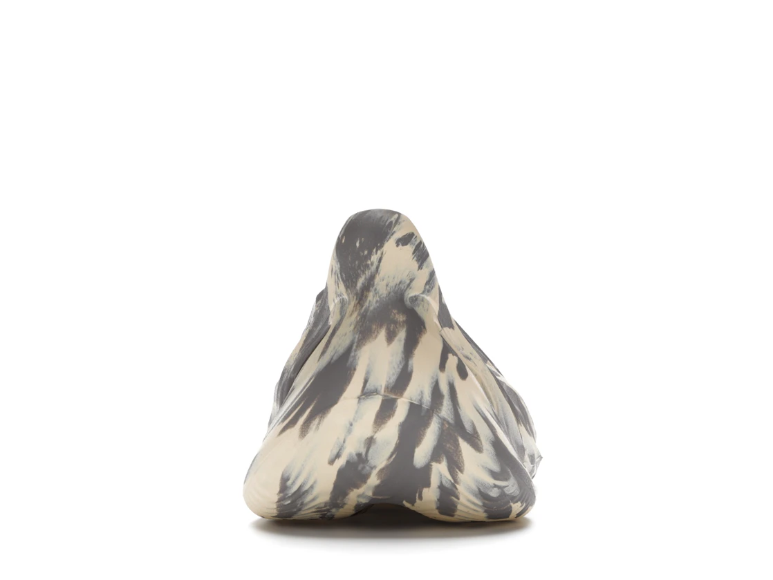 adidas Yeezy Foam RNNR MXT Moon Gray