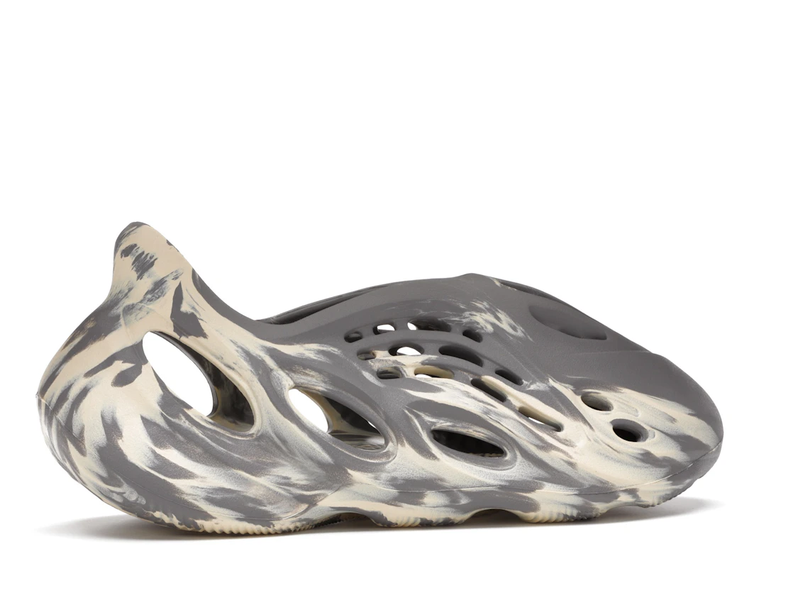 adidas Yeezy Foam RNNR MXT Moon Gray