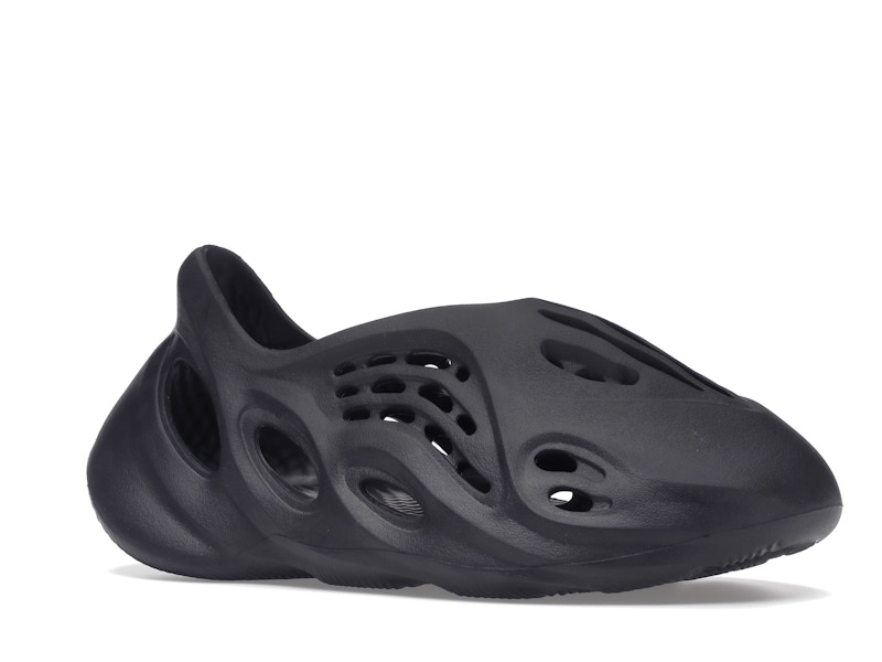 adidas Yeezy Foam RNR Onyx