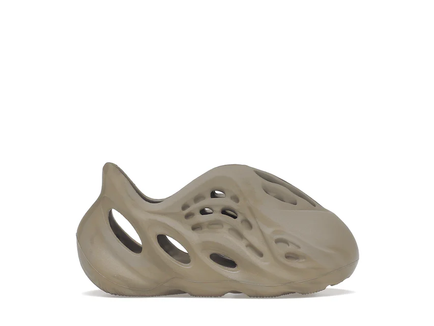 adidas Yeezy Foam RNNR Stone Sage (Infants) 0