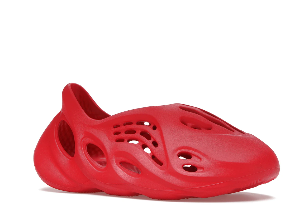 adidas Yeezy Foam RNNR Vermillion