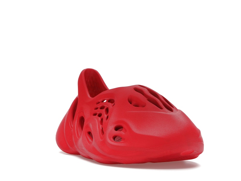 adidas Yeezy Foam RNNR Vermillion