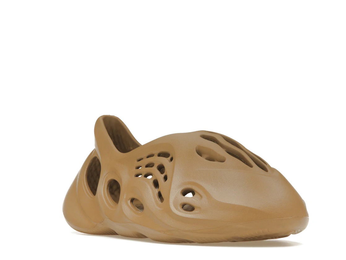 adidas Yeezy Foam RNR Clay Taupe