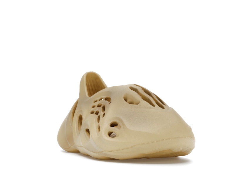 adidas Yeezy Foam RNR Desert Sand