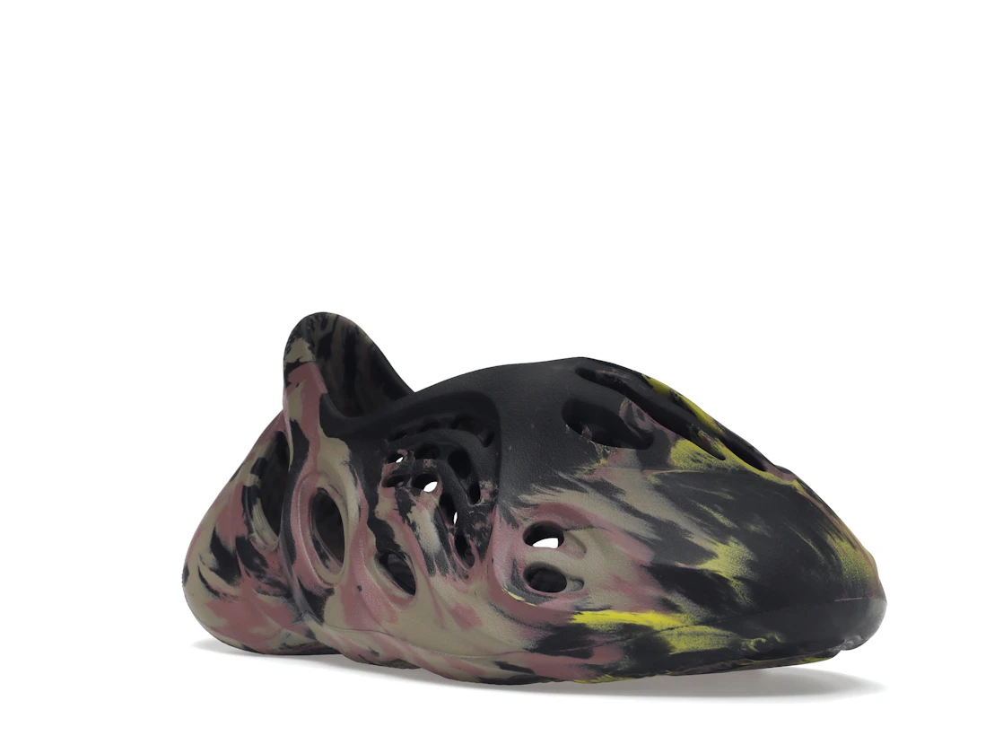 adidas Yeezy Foam RNR MX Carbon