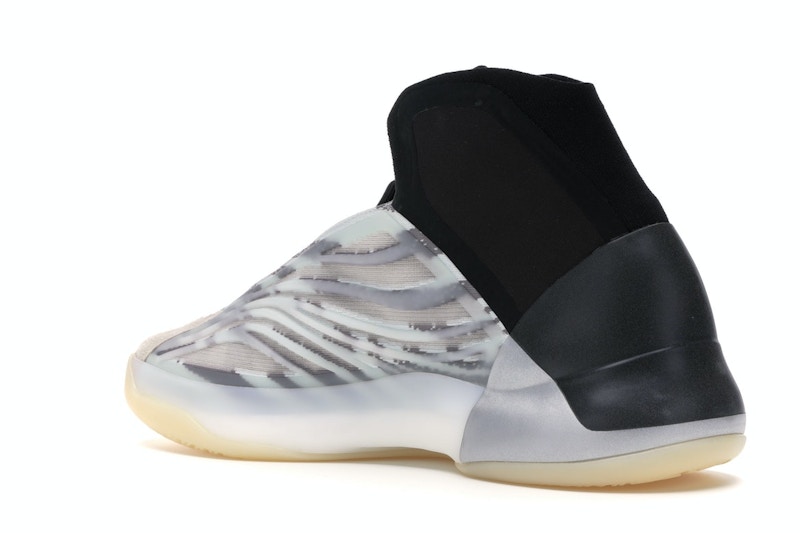 adidas YZY QNTM BSKTBL (Performance Basketball Model)