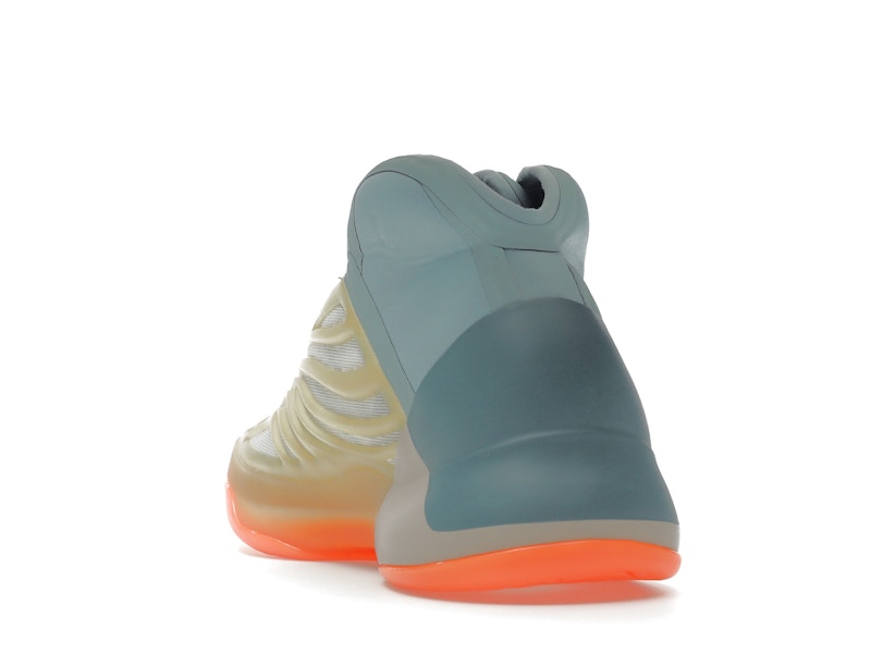 adidas Yeezy QNTM Hi-Res Coral