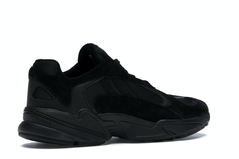 Yung 1 triple black on feet clearance