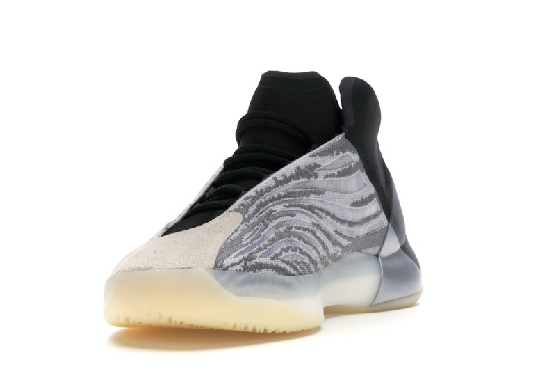 adidas Yeezy QNTM (Lifestyle Model)