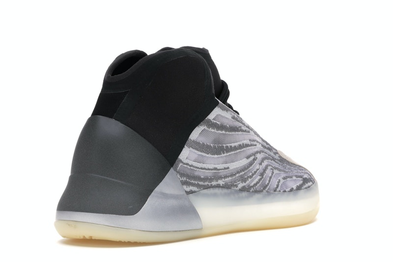 adidas Yeezy QNTM (Lifestyle Model)