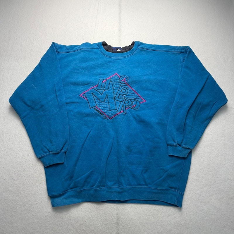 Umbro Embroidered Logo Crewneck Sweatshirt Blue