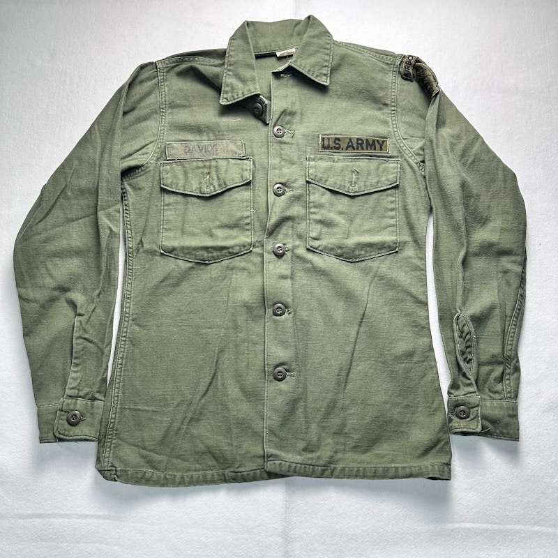U.S. Army OG-107 Utility Shirt Pockets