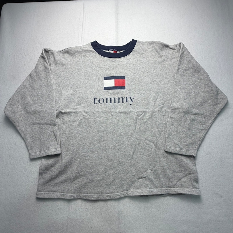 Tommy Hilfiger Logo Crewneck Sweatshirt Gray