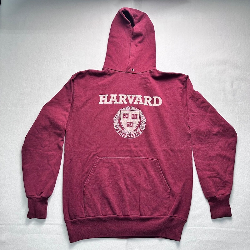 Medallion Harvard Hoodie Maroon