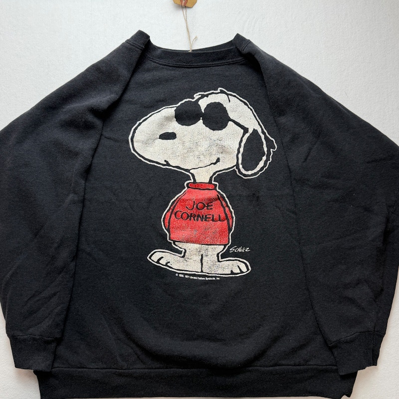 United Feature Syndicate Snoopy Joe Cornell Sweatshirt Black