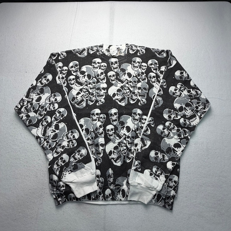 Classic Cotton Armor Skull Crewneck Black
