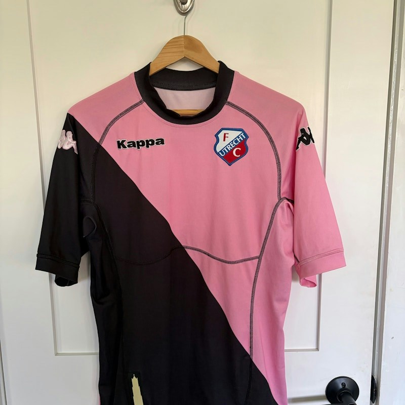 Kappa FC Utrecht Away Jersey 2011-2012