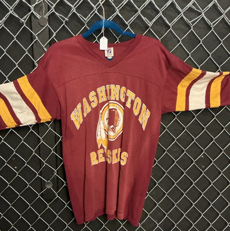 80s-90s logo 7 Washington Redskins V-Neck t-shirt Burgundy