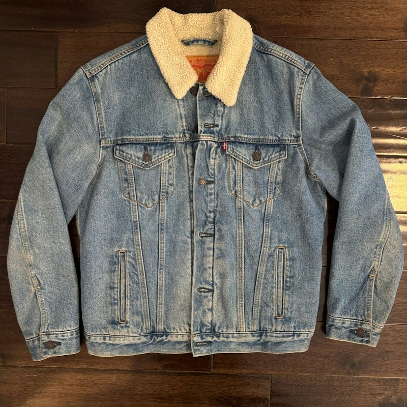 Levi's Sherpa Trucker Jacket Distressed Blue