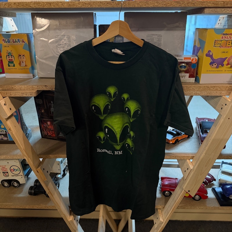 90’s Roswell NM Alien Graphic T-Shirt Black