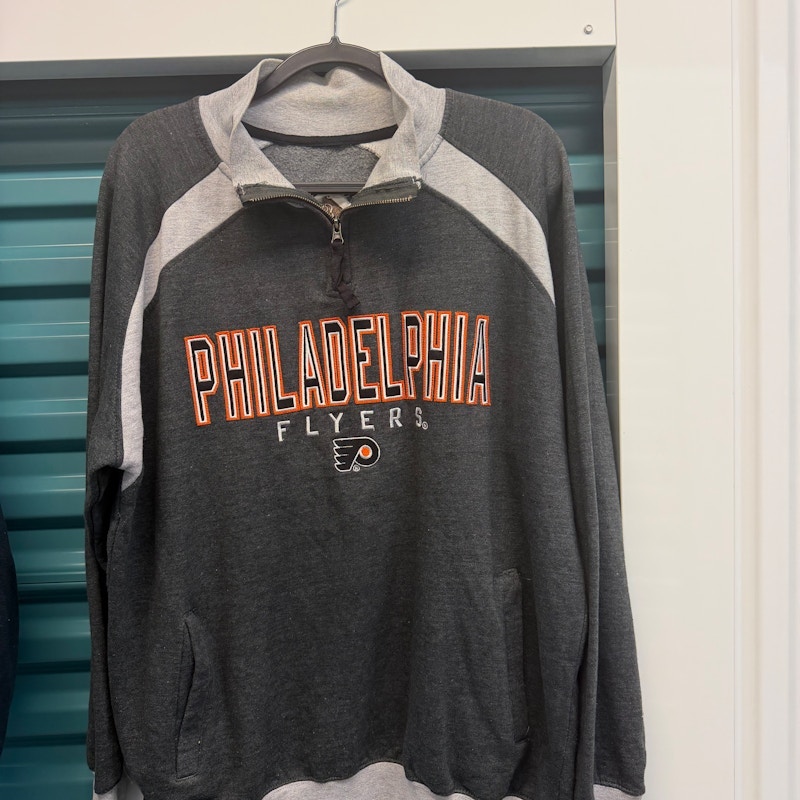 G-III Sports Philadelphia Flyers Quarter-Zip Pullover Sweatshirt Gray/Black