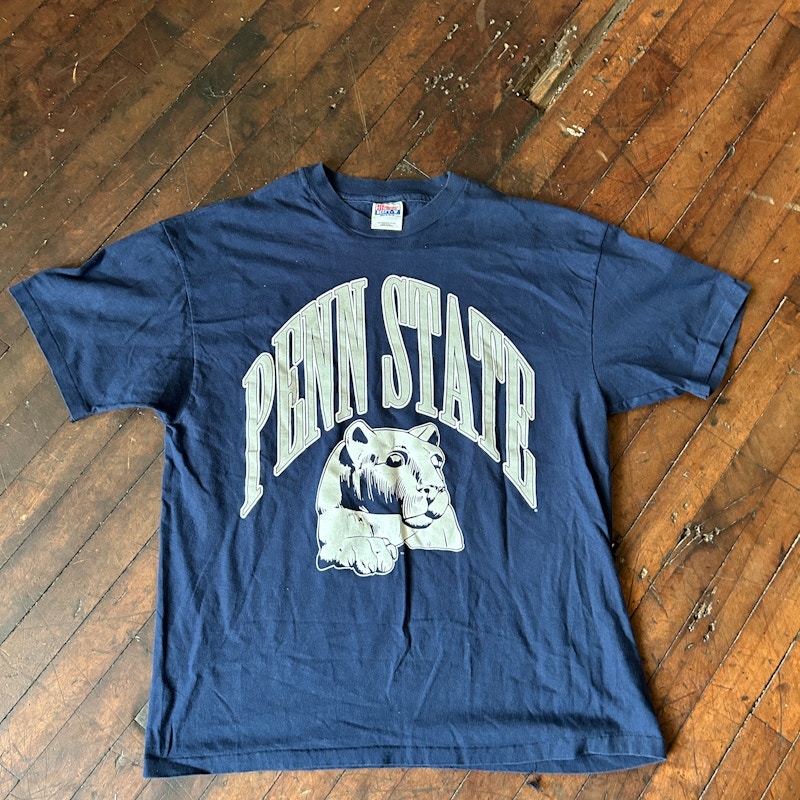 90s vintage Hanes Penn State Nittany Lion Graphic T-Shirt Navy
