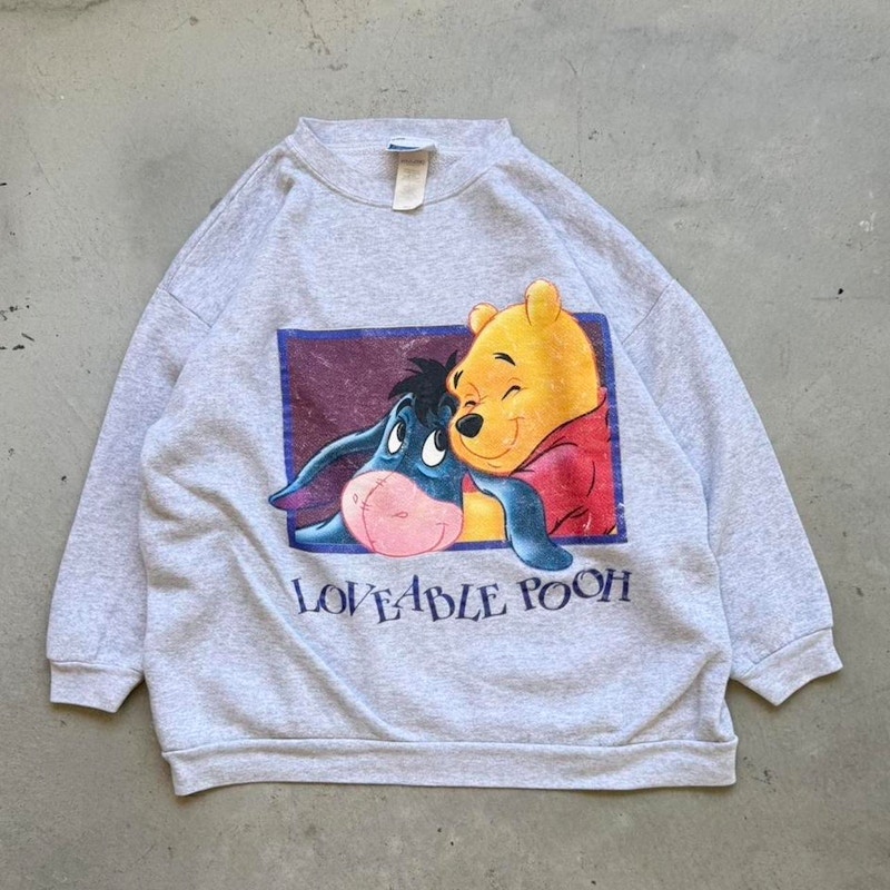 Vintage Winnie the Pooh Sweatshirt Gray