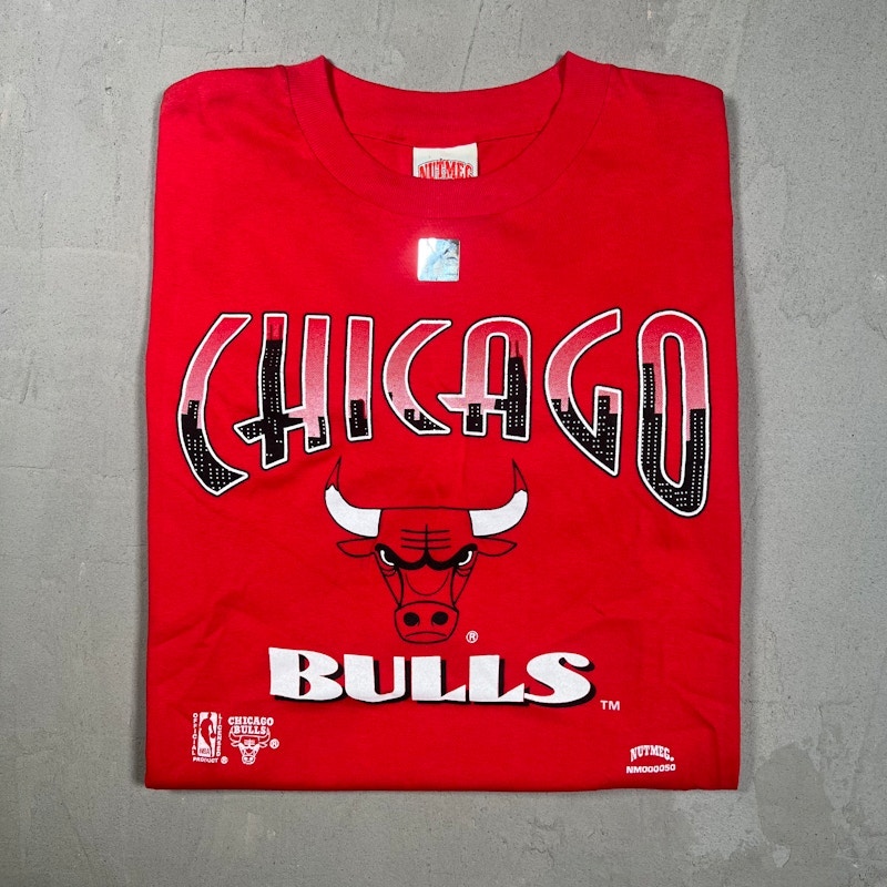 Vintage 1990’s Nutmeg Mills Chicago Bulls T-Shirt Red