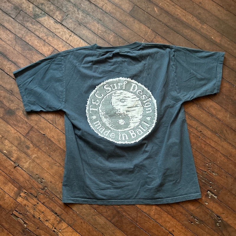 Vintage 90's T&C Surf Designs Yin Yang Logo T-Shirt Blue