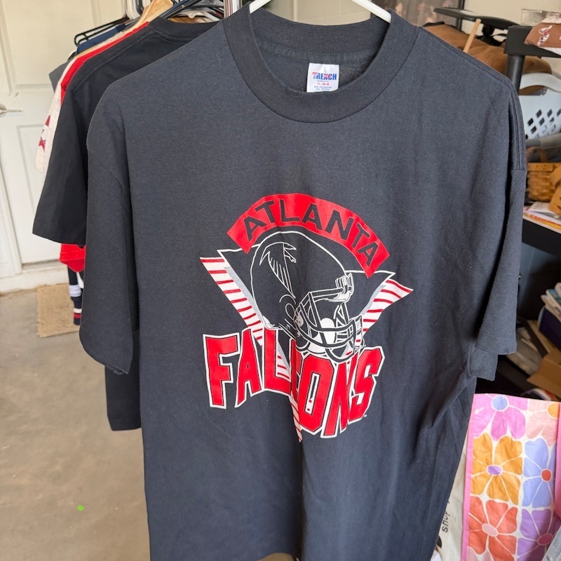 Vintage Trench NFL Atlanta Falcons T-Shirt