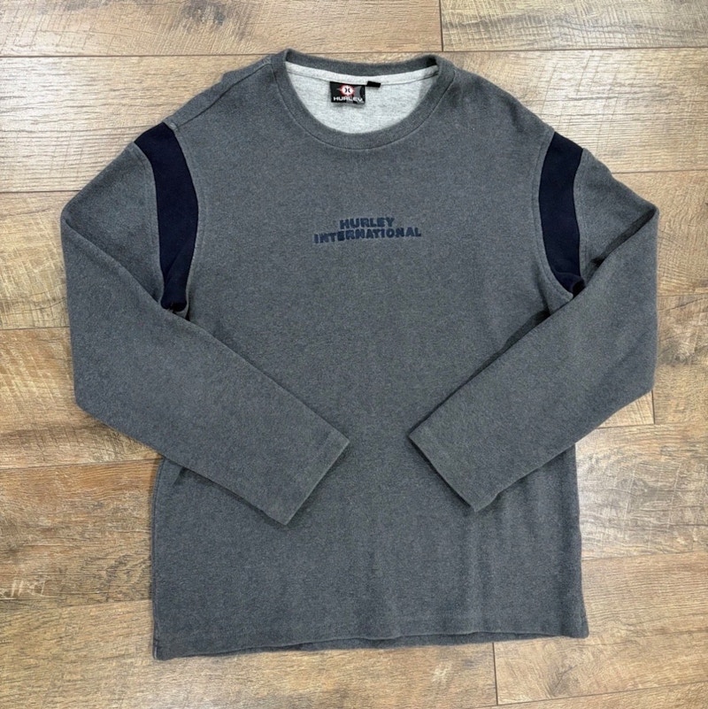 Vintage 90s Hurley International Embroidered Thermal Crewneck Grey