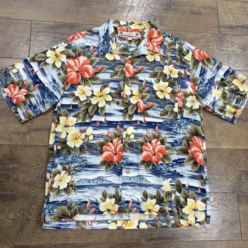 Vintage 90s O'Neill Hawaiian Shirt Button Up Floral Surfwear
