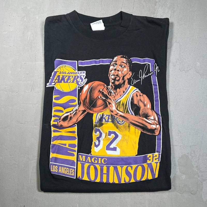 Vintage 1990s Nutmeg Los Angeles Lakers Magic Johnson T-Shirt Black