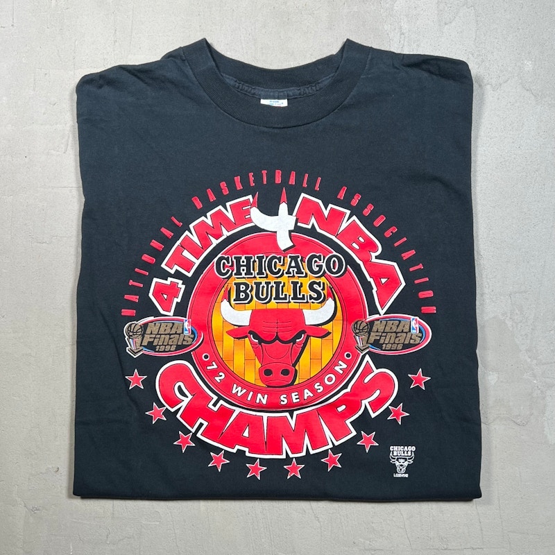 Logo 7 Vintage 1996 Chicago Bulls 4 Time NBA Champs T-Shirt Black