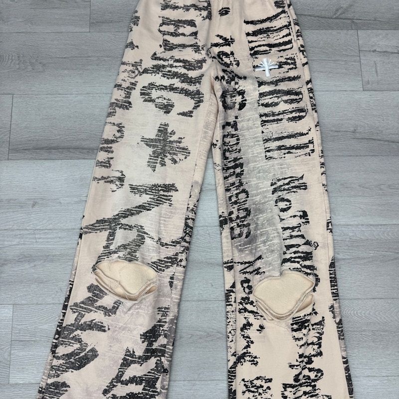 Vertabrae Graffiti Sweatpants Ivory